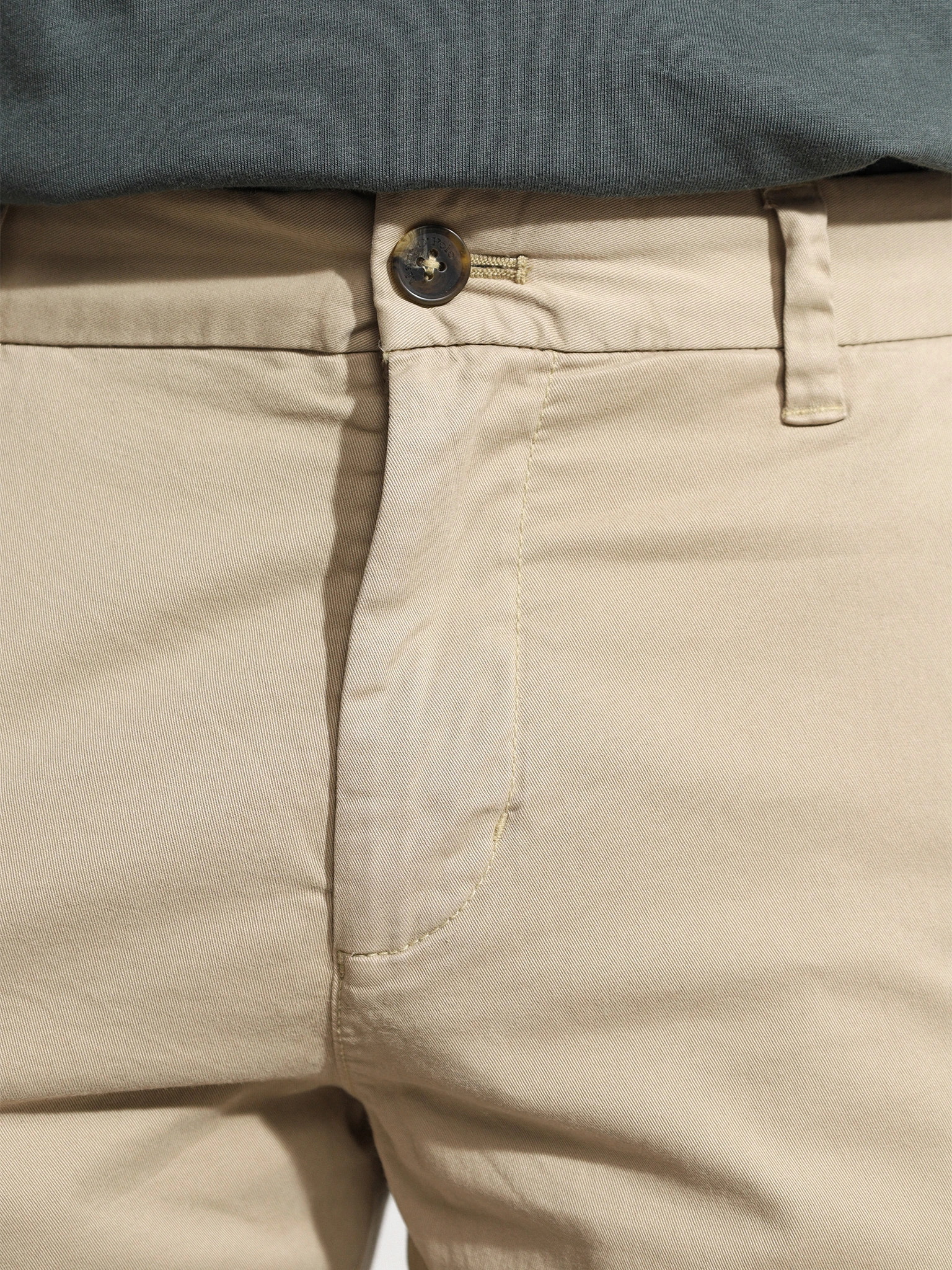 Брюки бежевого цвета из смесового хлопка